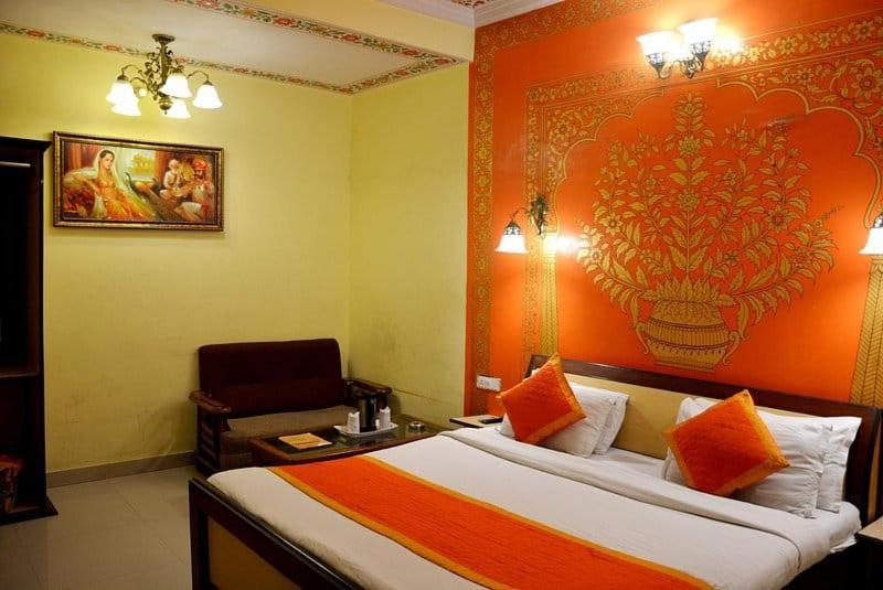 Hotel Golden Heritage Deluxe Jaipur Exteriör bild