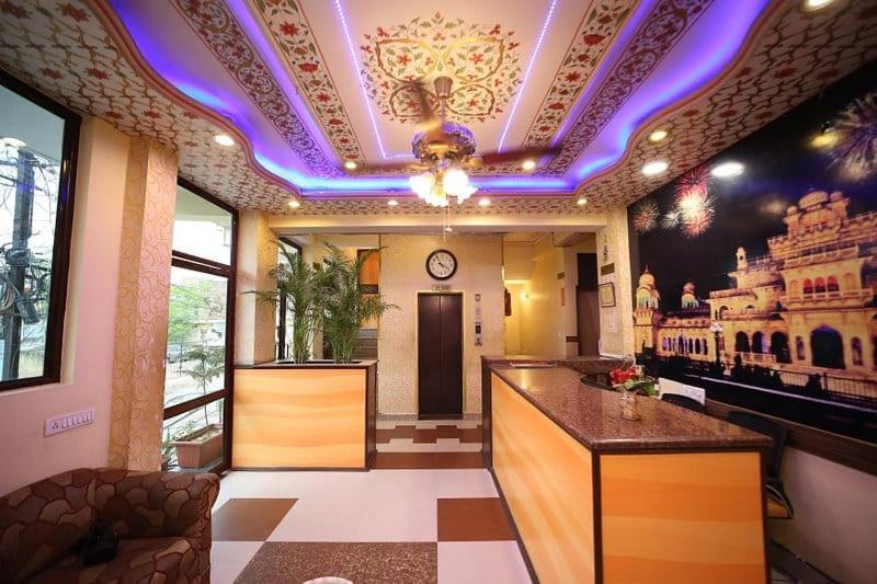 Hotel Golden Heritage Deluxe Jaipur Exteriör bild